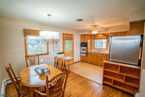 54 Colfax Rd, Wayne, NJ 07470 photo 4