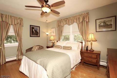 57 Waldwick Ave, Waldwick, NJ 07463 photo 13