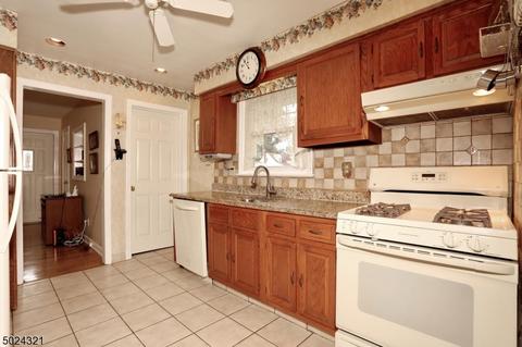 57 Waldwick Ave, Waldwick, NJ 07463 photo 8