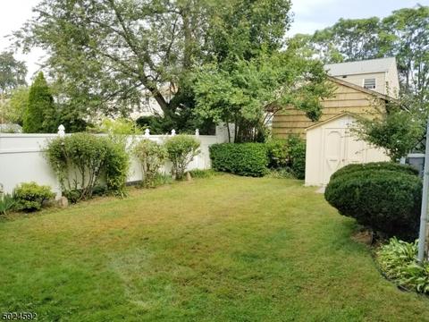 55 E Almira St, Bloomfield, NJ 07003 photo 3