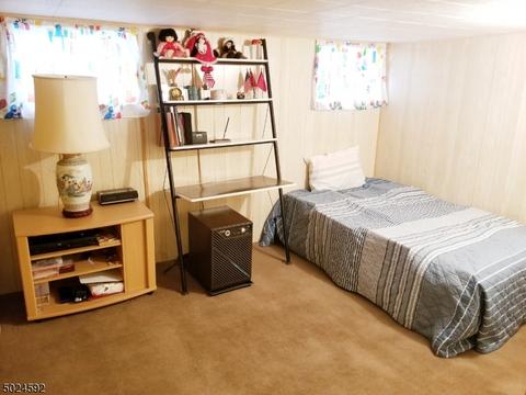 55 E Almira St, Bloomfield, NJ 07003 photo 16