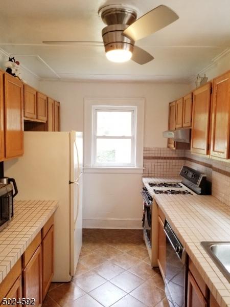 55 E Almira St, Bloomfield, NJ 07003 photo 10