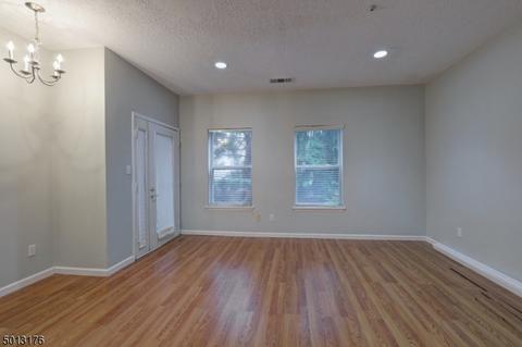 704 Brittany Dr, Wayne, NJ 07470 photo 16