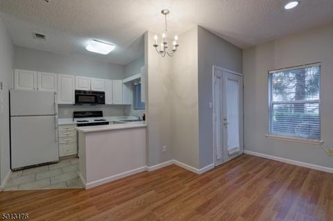 704 Brittany Dr, Wayne, NJ 07470 photo 17
