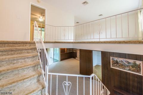 61 Beech Rd, Randolph, NJ 07869 photo 3