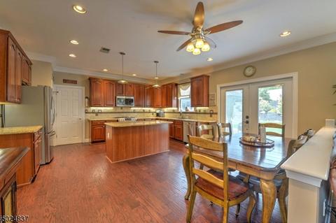58 Atherton Ct, Wayne, NJ 07470 photo 8