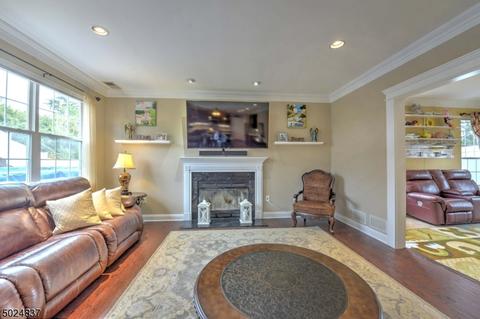 58 Atherton Ct, Wayne, NJ 07470 photo 6