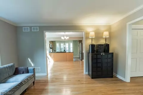712 Spooner Ave, Plainfield, NJ 07060 photo 2