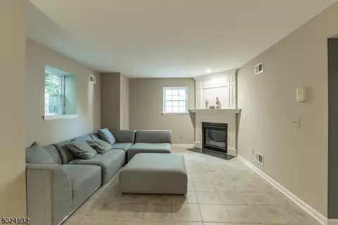 712 Spooner Ave, Plainfield, NJ 07060 photo 5