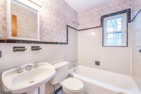 25 Dubel Rd, Wayne, NJ 07470 photo 16