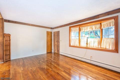 25 Dubel Rd, Wayne, NJ 07470 photo 4