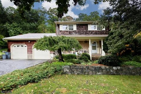 8 Mc Atee Ln, Wanaque, NJ 07465 photo 1