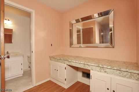 8 Mc Atee Ln, Wanaque, NJ 07465 photo 16