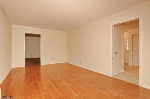 8 Mc Atee Ln, Wanaque, NJ 07465 photo 7
