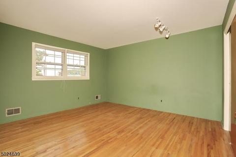 8 Mc Atee Ln, Wanaque, NJ 07465 photo 20