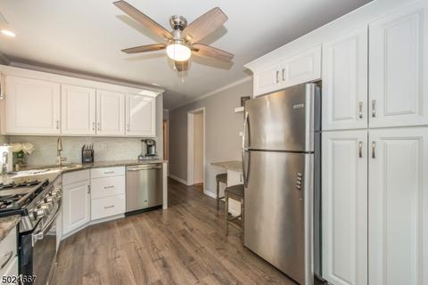 25 Cedar St, Cedar Grove, NJ 07009 photo 6