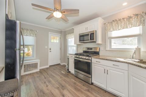 25 Cedar St, Cedar Grove, NJ 07009 photo 7