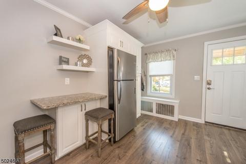25 Cedar St, Cedar Grove, NJ 07009 photo 9