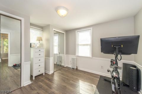 25 Cedar St, Cedar Grove, NJ 07009 photo 16