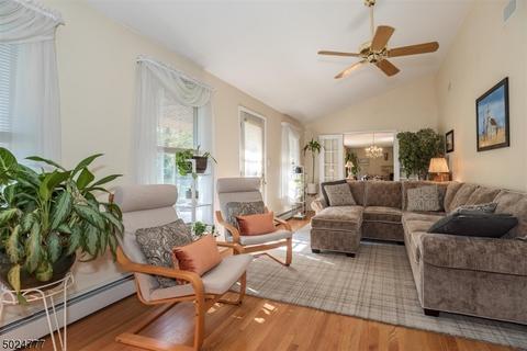 16 Pierce St, Sparta, NJ 07871 photo 7