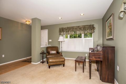 131 Rock Rd, Wayne, NJ 07470 photo 4
