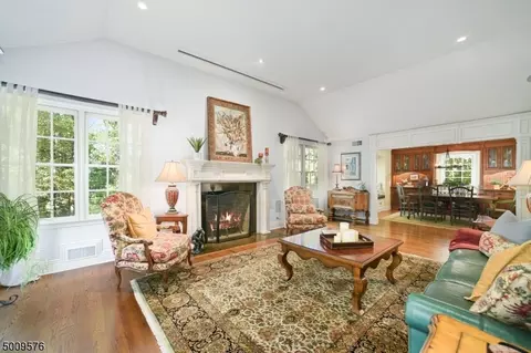 34 Little Wolf Rd, Summit, NJ 07901 photo 11