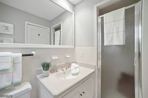 34 Little Wolf Rd, Summit, NJ 07901 photo 16