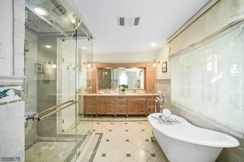 34 Little Wolf Rd, Summit, NJ 07901 photo 14