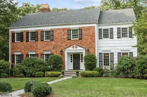 34 Little Wolf Rd, Summit, NJ 07901 photo 2