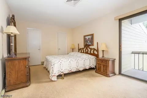 60 N Slope, Clinton, NJ 08809 photo 15