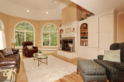 108 Oak Dr, Upper Saddle River, NJ 07458 photo 5