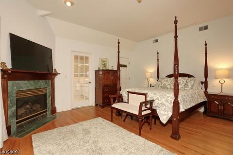 108 Oak Dr, Upper Saddle River, NJ 07458 photo 11