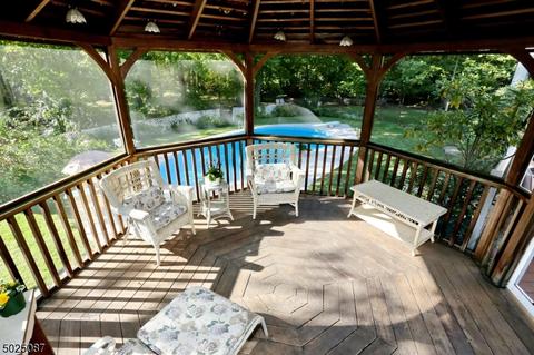 108 Oak Dr, Upper Saddle River, NJ 07458 photo 21