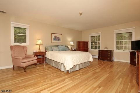 108 Oak Dr, Upper Saddle River, NJ 07458 photo 13