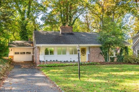 76 Beech Ave, Berkeley Heights, NJ 07922 photo 2