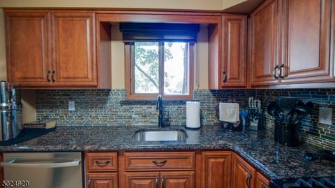 9 Cedar Ct, Flemington, NJ 08822 photo 7