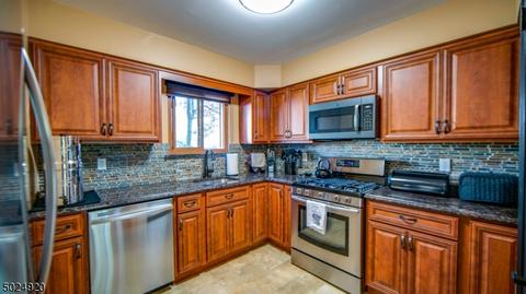 9 Cedar Ct, Flemington, NJ 08822 photo 6