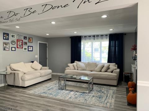 10 E Prospect St, Hawthorne, NJ 07506 photo 3