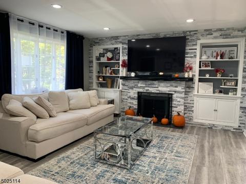 10 E Prospect St, Hawthorne, NJ 07506 photo 2