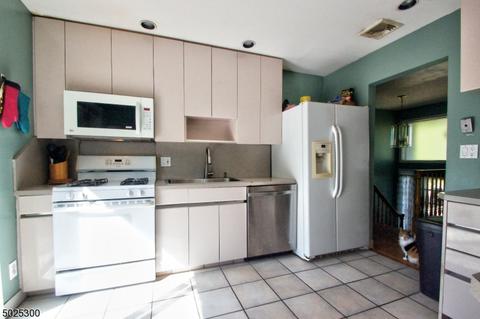 1017 Preakness Ave, Wayne, NJ 07470 photo 9