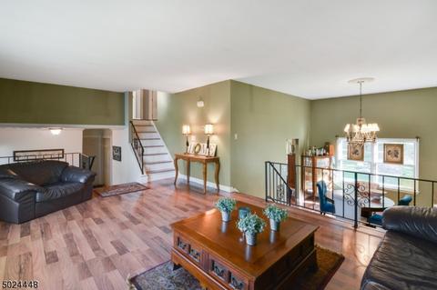 23 Abbott Rd, Wayne, NJ 07470 photo 5