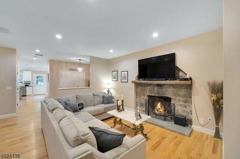 6 Cliff Trl, Kinnelon, NJ 07405 photo 5