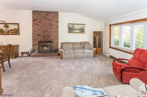 66 Smithtown Rd, Hackettstown, NJ 07840 photo 5