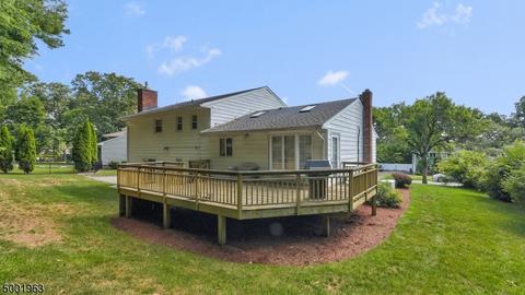 48 Kossuth Pl, Wayne, NJ 07470 photo 2