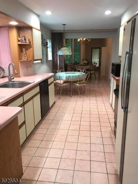 120 Jackson Ave, Wayne, NJ 07470 photo 9