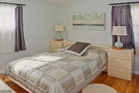 241 Perry St, Dover, NJ 07801 photo 17
