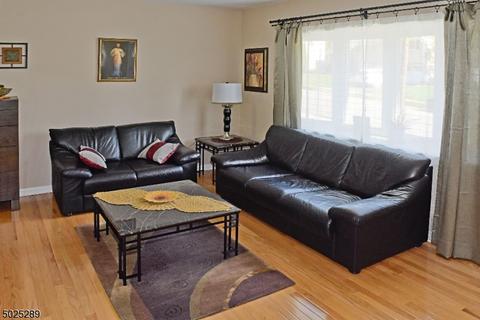 241 Perry St, Dover, NJ 07801 photo 10