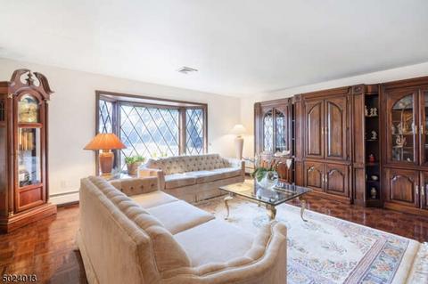 35 Benjamin Dr, Springfield, NJ 07081 photo 7