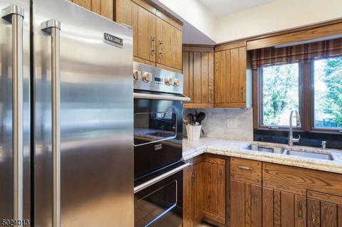 35 Benjamin Dr, Springfield, NJ 07081 photo 5