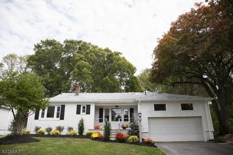 6 Archbridge Ln, Springfield, NJ 07081 photo 1